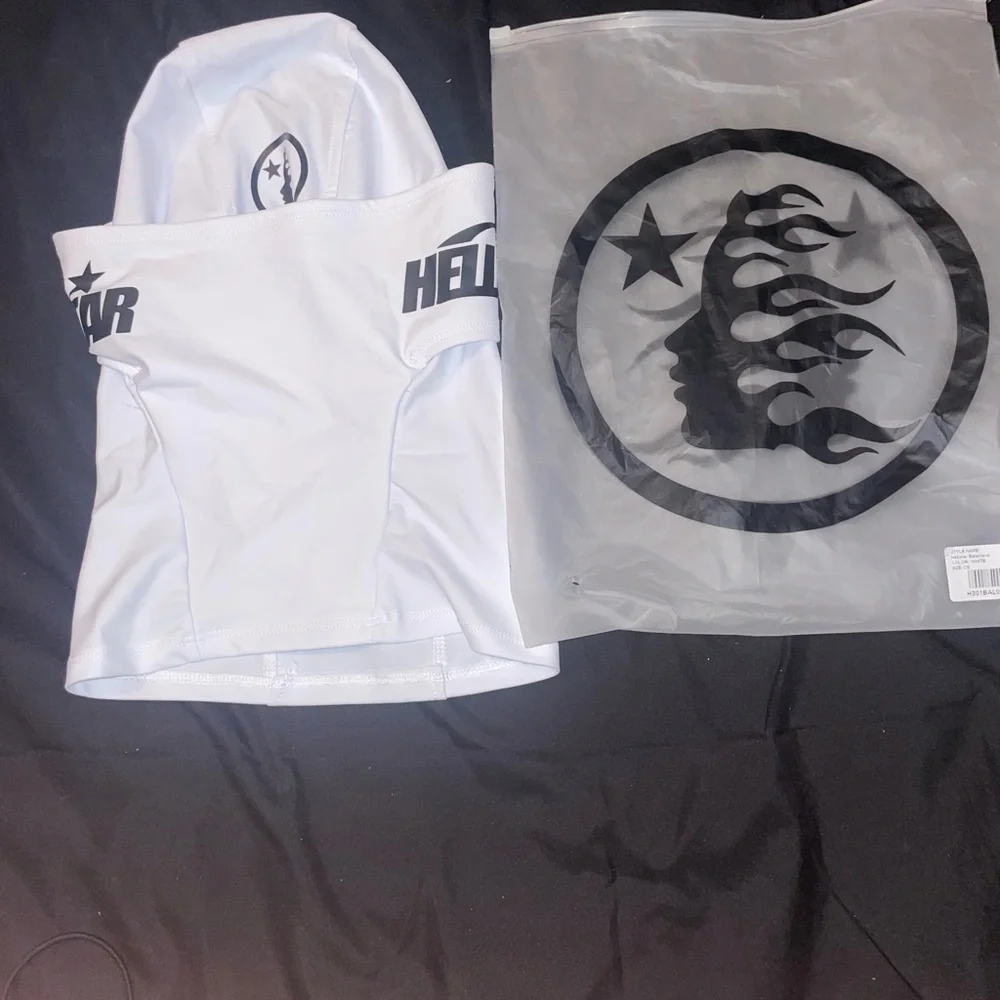 White hellstar ski mask